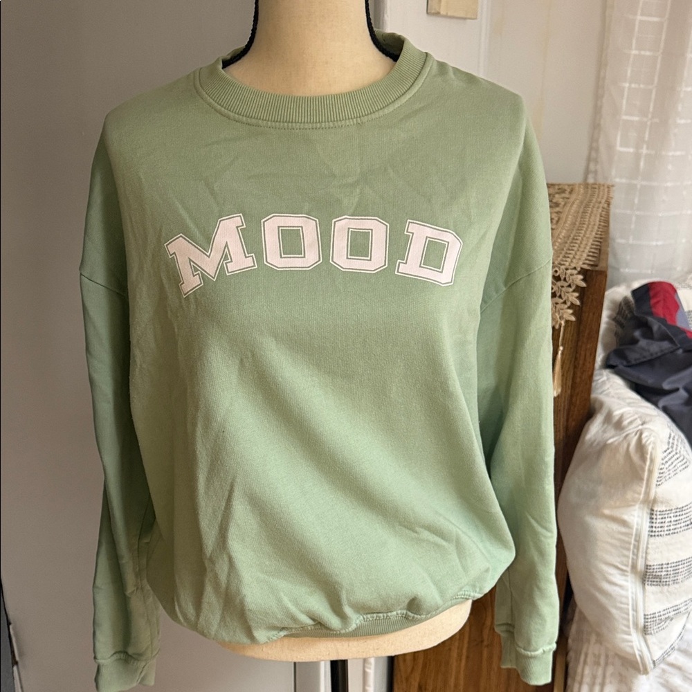 Stylish Green 'MOOD' Sweatshirt